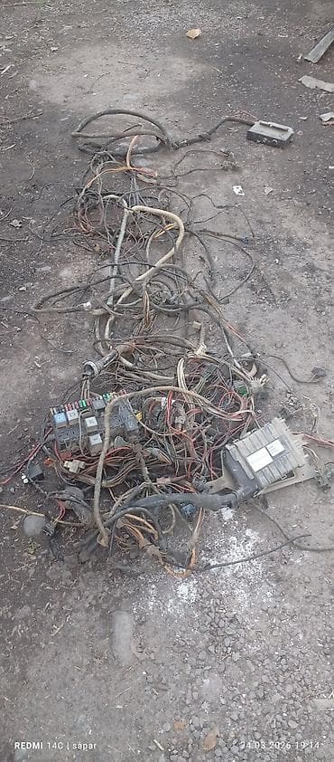 мир света: Проводка и электроника для автомобиля Volkswagen моновпрыска — 3