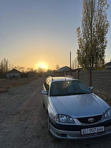 tayota kamri 55: Toyota Avensis: 2001 г., 1.8 л, Механика, Бензин, Универсал — 2