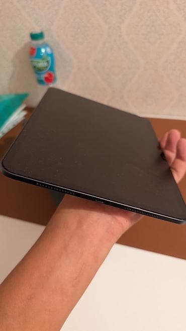 Планшеты: Планшет, Apple, память 256 ГБ, 10" - 11", Wi-Fi, Б/у, Классический цвет - Серый — 7