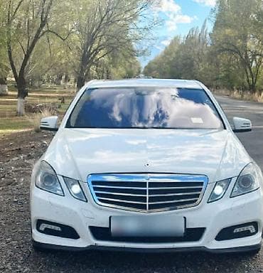 merc 211: Mercedes-Benz E-Class: 2009 г., 3.5 л, Автомат, Бензин, Седан — 8