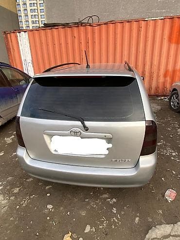 Toyota: Toyota Corolla: 2003 г., 1.5 л, Автомат, Бензин, Универсал — 2