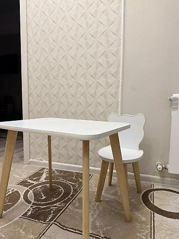 Манежи-кровати: Комплект детского стола и стула — 1