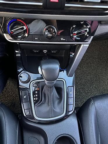 2 4 д: Kia Seltos: 2019 г., 2.2 л, Автомат, Гибрид, Кроссовер — 8