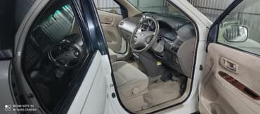 Toyota Gaia: 2000 г., 2 л, Автомат, Бензин, Минивэн