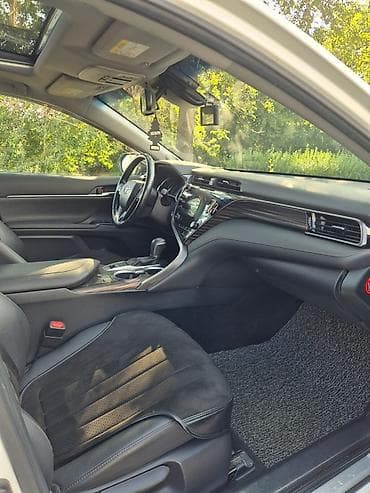 Унаа: Toyota Camry: 2018 г., 2.5 л, Автомат, Бензин, Седан — 2