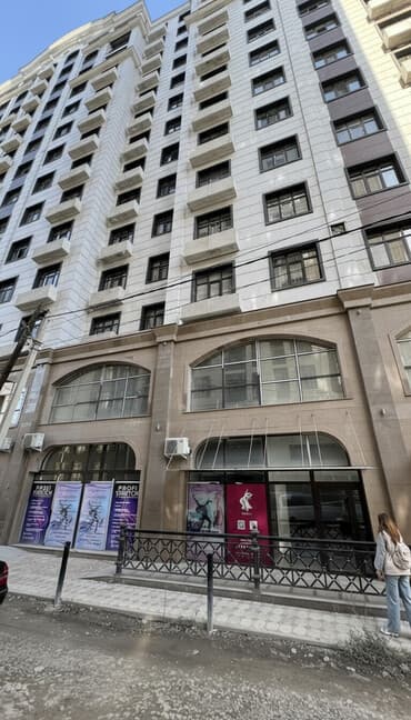 арендовать танцевальный зал: Продаю Офис 424 м², Многоэтажное здание, 1 этаж — 1