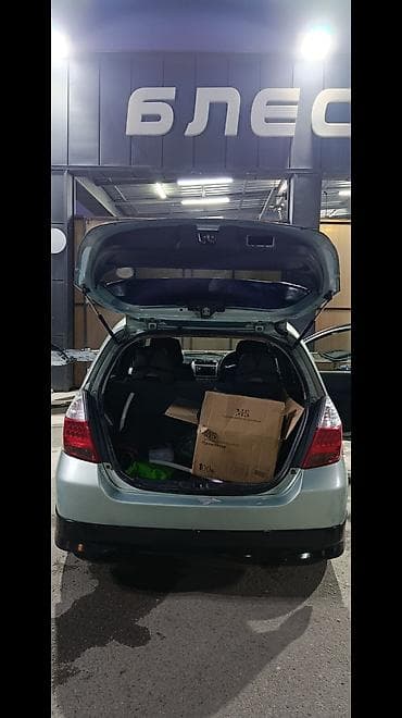 авто с последующим выкупом фит: Honda Fit: 2003 г., 1.3 л, Автомат, Бензин, Хэтчбэк — 1