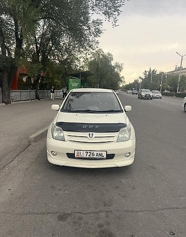 Продажа авто: Toyota Ist: 2002 г., 1.5 л, Автомат, Бензин, Хэтчбэк — 3