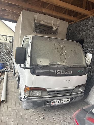 авто пулт: Isuzu : 2002 г., Газ — 1