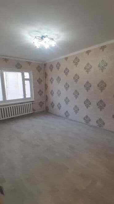 срочно сниму квартиру в районе кирком стром на долгий срок: 1 комната, 34 м², 105 серия, 1 этаж, Евроремонт — 2