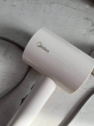 фен фаба: Фен от Midea. Почти новый, в комплекте насадка и коробка. Компактный — 4
