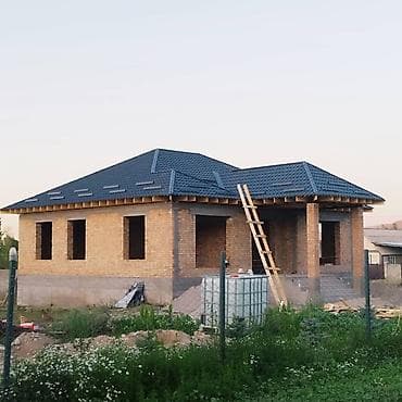 Кровля крыши | Монтаж Больше 6 лет опыта at lalafo.kg Кровля крыши | Монтаж Больше 6 лет опыта