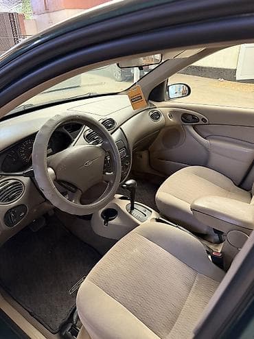 бюджетные авто: Ford Focus: 2000 г., 2 л, Автомат, Бензин, Седан — 8