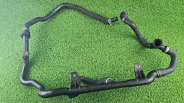 Патрубок Е82 е90 е84 Год 28 212 В отличном состоянии, очень большой