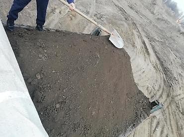 куринный помет: Чернозем, Перегной, доставка по городу Бишкек. Плодородный слой почвы — 2