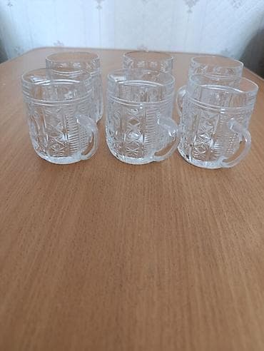 Посуда: Набор из 6 стеклянных стопок-кубков с ручками. - Материал: прозрачное — 1