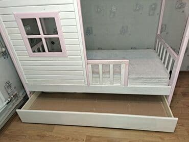 Шкафтар: Продаю двухярусную кровать с выдвежным ящиком снизу кровати .Кравать — 3