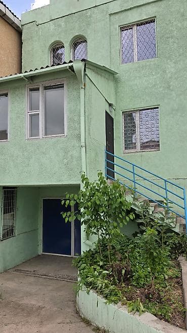 без детей: 180 м², 6 комнат, Евроремонт, Парковка, Подвал, погреб — 1