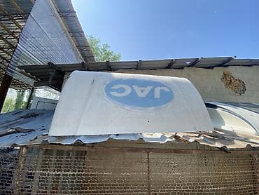 карбон для авто: Аэродинамические спойлеры (ветровики/обтекатели) на крышу грузовика - — 1