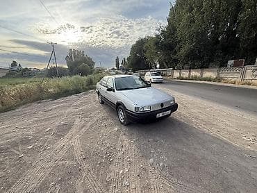 мото мини: Volkswagen Passat: 1990 г., 1.8 л, Механика, Бензин, Седан — 7