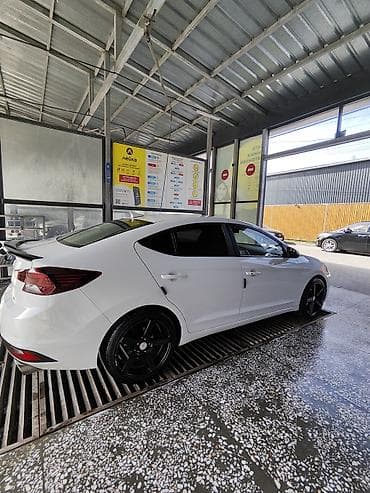 land crouser: Hyundai Avante: 2019 г., 1.6 л, Вариатор, Бензин, Седан — 9