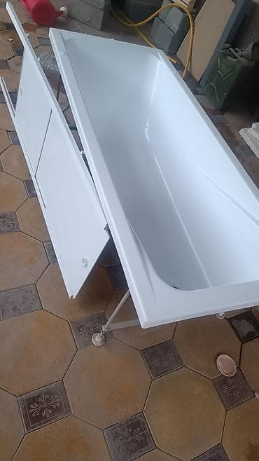 баня бочка: Ванна с экраном - Прямоугольная ванна стандартной формы, белое — 1