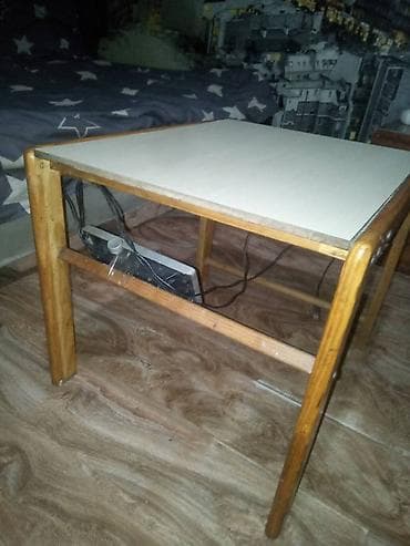 доброй плаза: Комната в доме. Полностью изолированная. Единственная комната в левой — 3