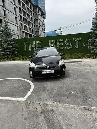 Toyota Prius: 2011 г., 1.8 л, Вариатор, Гибрид, Хэтчбэк