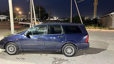 противен: Ford Focus: 2000 г., Механика, Бензин, Универсал — 3