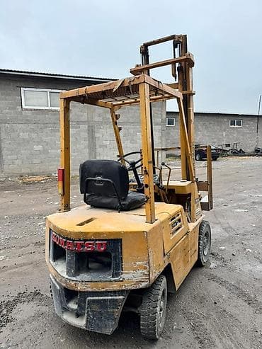 sprinter 4 4: Погрузчик, Komatsu, Колесный, Вилочный — 1