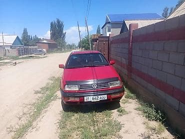 1992: Volkswagen Vento: 1992 г., Механика, Седан — 4