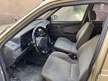 bme e39: Daewoo Nexia: 2004 г., 1.5 л, Механика, Бензин, Седан — 4