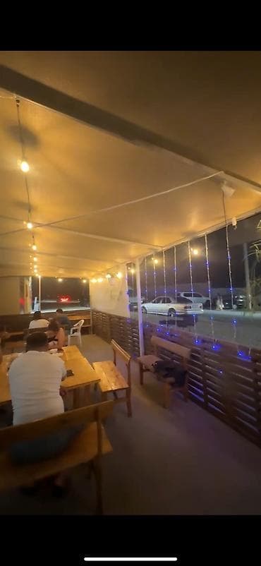 готовый кафе: Сдается в аренду кафе, с летней террасой, топчанами, и тандырами для — 2