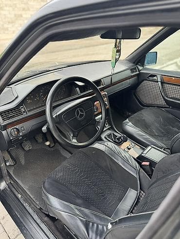 mini kuper: Mercedes-Benz W124: 1994 г., 2.8 л, Ручные, Газ, Седан — 9