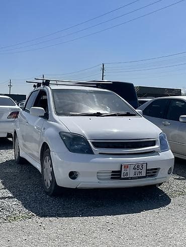 wolksvagen sharan: Toyota Ist: 2003 г., 1.3 л, Автомат, Бензин, Хэтчбэк — 3
