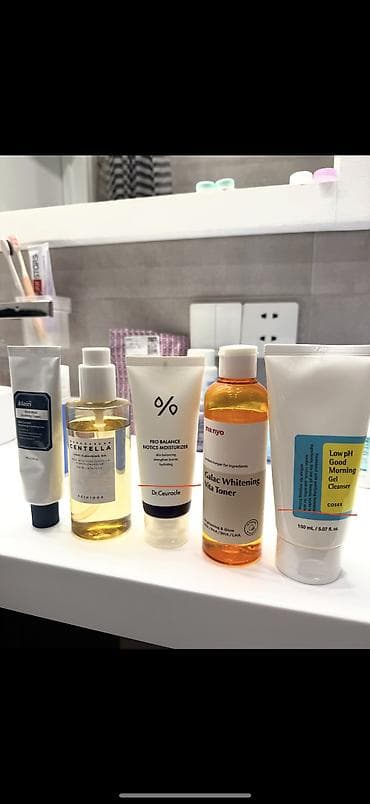 тоники: Крем Klairs Rich Moist Soothing 70% остаток Тоник Ma:nyo Calac — 1