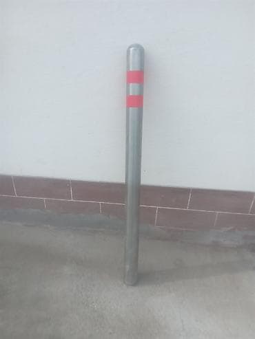 изделия из метала: 6 штук тротуарная труб/штанг цилиндрической формы.тротуарная столб — 3