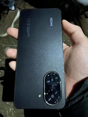 Аксессуары для мобильных телефонов: Redmi, Redmi 5 Plus, Б/у, 128 ГБ, цвет - Черный — 5