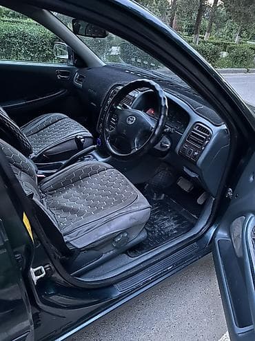 шпаклёвка на авто: Toyota Avensis: 2003 г., 1.8 л, Автомат, Бензин, Хэтчбэк — 5