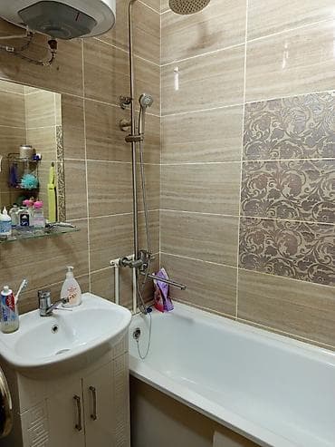 Кыймылсыз мүлк: 3 бөлмө, 64 м², 106-серия, 9 кабат, Косметикалык ремонт — 4