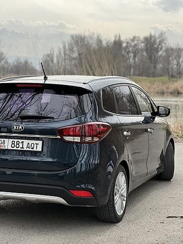авто кж: Kia Carens: 2017 г., 2 л, Автомат, Газ, Минивэн — 5
