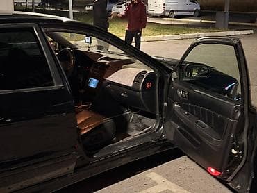 lancer x: Mitsubishi Galant: 2000 г., 2 л, Автомат, Седан — 9