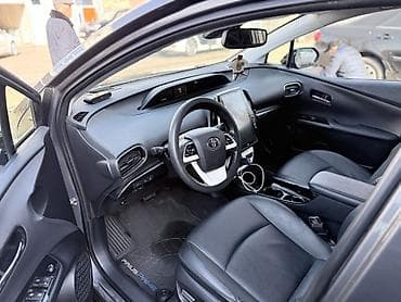 step rf3: Toyota Prius: 2017 г., Вариатор, Гибрид, Хэтчбэк — 7