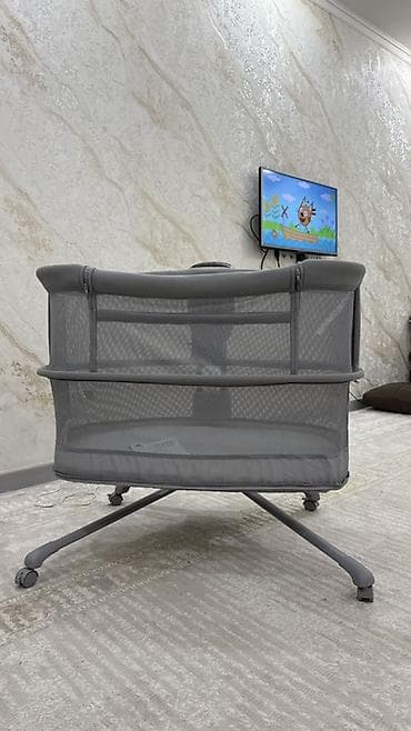 доч: Продаю стильную люльку в идеальном состоянии Честно,доча в ней даже — 4