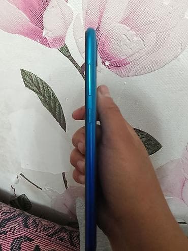 iphone 5s 16gb space gray: Huawei Y7, цвет - Синий — 1