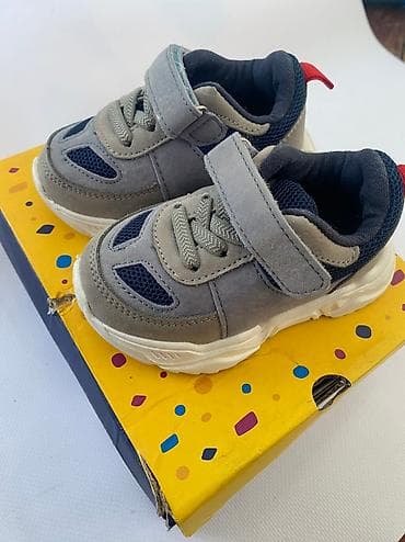 сокулук детское: 20размер,носили на первые шаги и почти не носили ! Как новые — 1