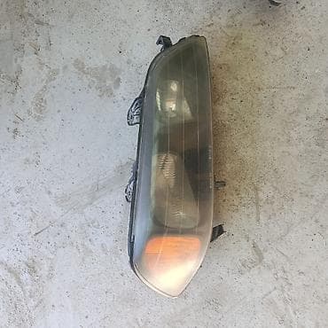 Передняя левая фара Honda