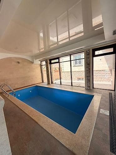 дом долгосрочный: 400 м², 3 комнаты, Ынтымак ж/м, Семейным — 3