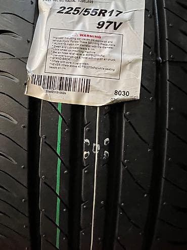 до 50000: Летняя японская шина. Фирма Dunlop made in Japan. Размер 225/55R17 — 2