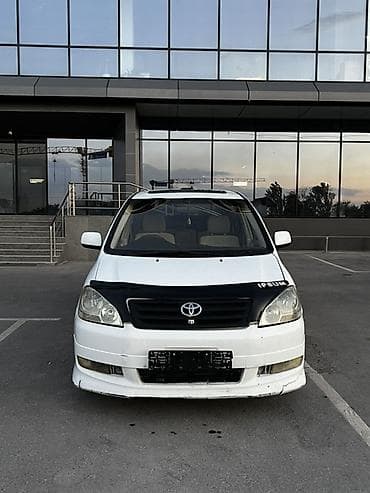Toyota Ipsum: 2002 г., 2.4 л, Автомат, Бензин, Минивэн